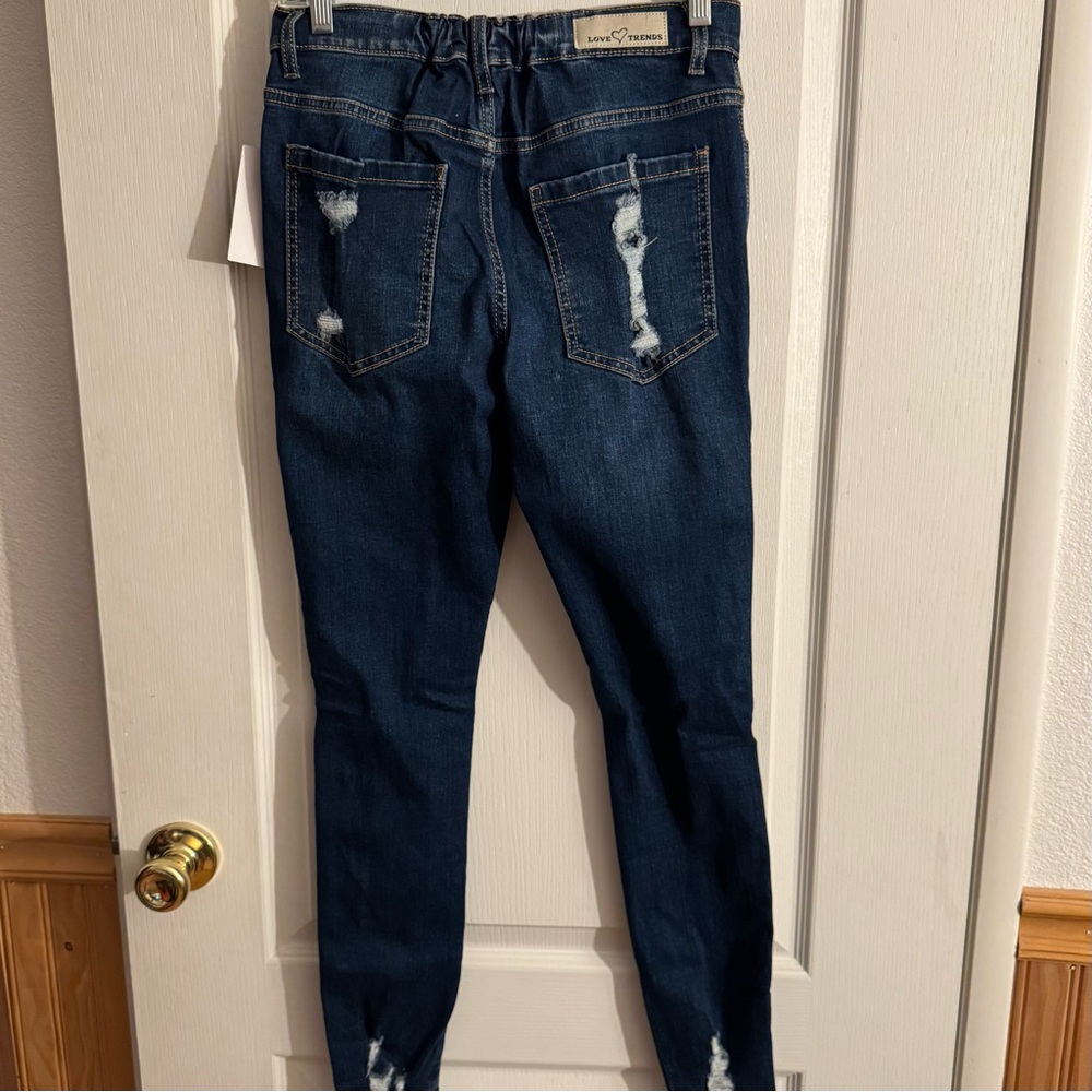 NWT Love Trends Distressed Skinny Jeans - Picture 2 of 5